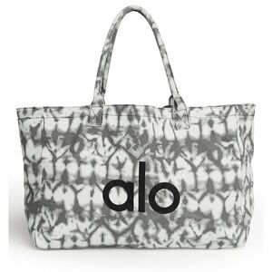 Alo iconic shopper tote